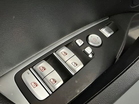 Used 2024 BMW X3 sDrive30i w/ Premium Package w/ZPA image 16