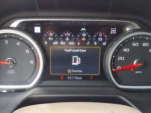 Used 2021 Chevrolet Tahoe Premier AWD/4WD image 31