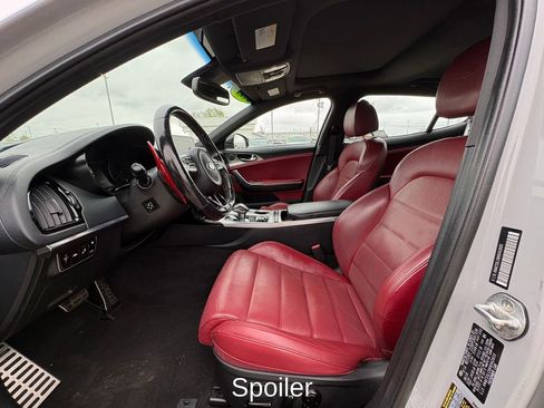 Used 2019 Kia Stinger GT2 AWD/4WD image 12
