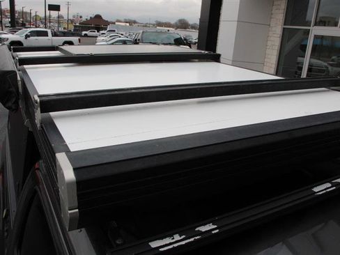 Used 2018 Toyota Tacoma TRD Sport w/ Technology Package image 36