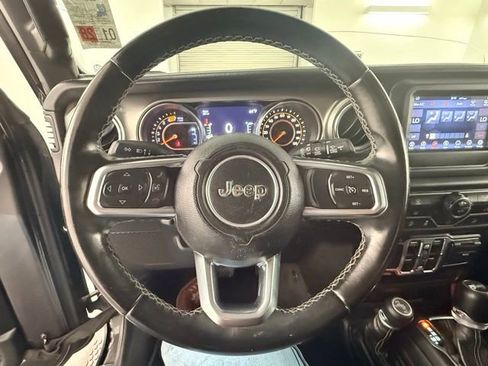 Used 2020 Jeep Wrangler Unlimited Sahara AWD/4WD image 23