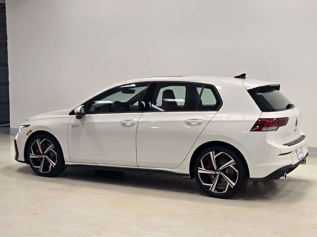 New 2026 Volkswagen GTI SE FWD image 35