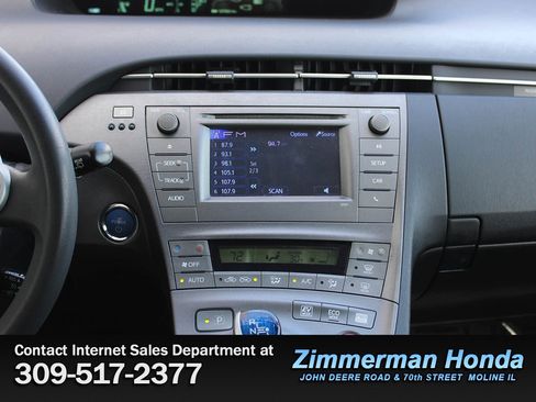 Used 2013 Toyota Prius image 14