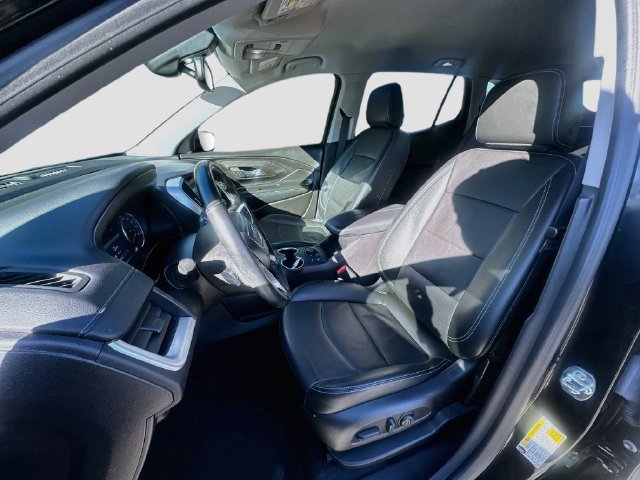 Used 2024 GMC Terrain SLT AWD/4WD image 21