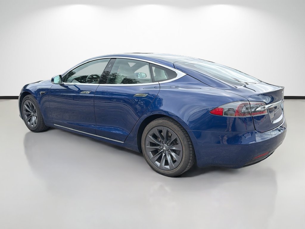 Used 2020 Tesla Model S Long Range AWD/4WD image 5