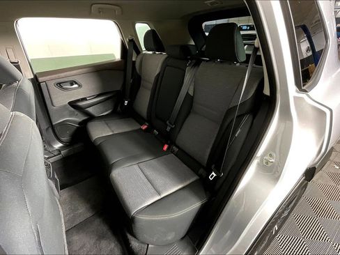 Certified 2023 Nissan Rogue SV image 35