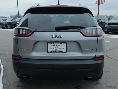 Used 2019 Jeep Cherokee Latitude Plus w/ Cold Weather Group image 24