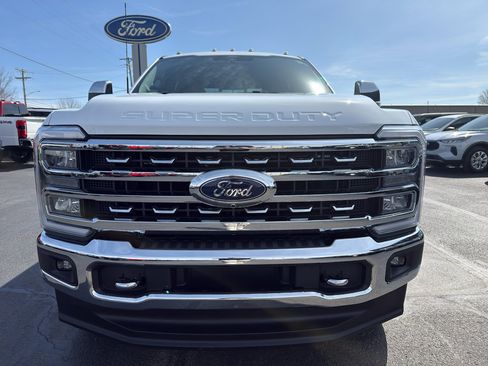 Used 2024 Ford F350 Lariat w/ Chrome Package image 3