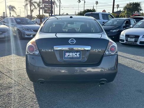 Used 2011 Nissan Altima 2.5 SL w/ 2.5SL Pkg FWD image 3