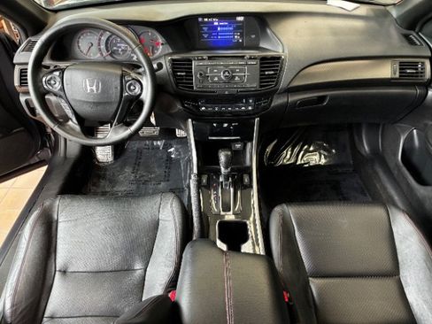 Used 2017 Honda Accord Sport Special Edition image 17
