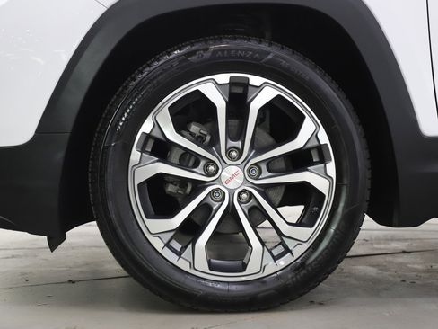 Used 2020 GMC Terrain SLT image 30