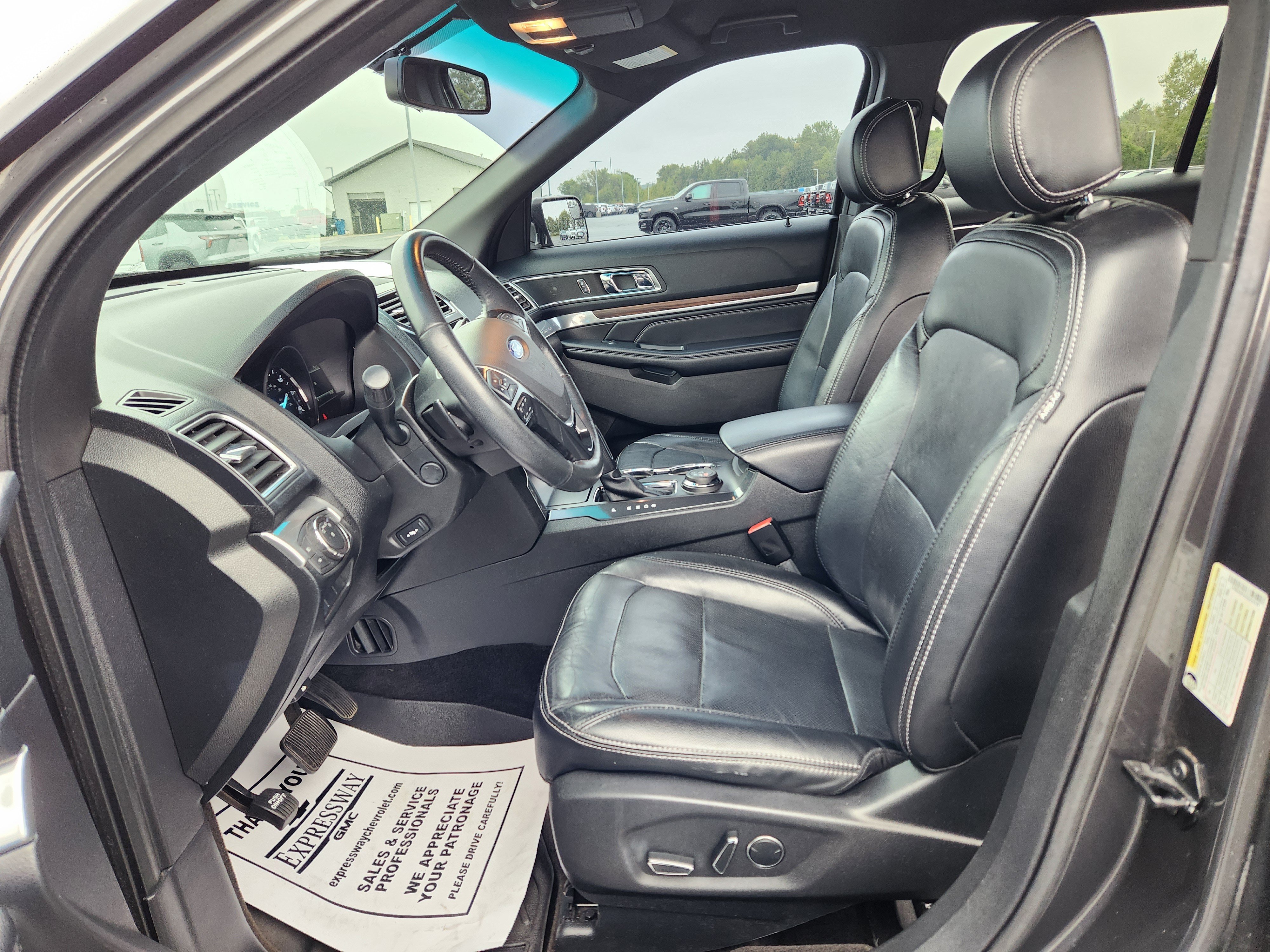 Used 2016 Ford Explorer Limited AWD/4WD image 13