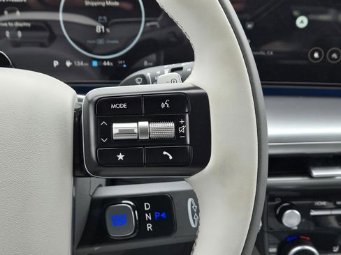 New 2026 Hyundai Ioniq 9 Calligraphy image 13