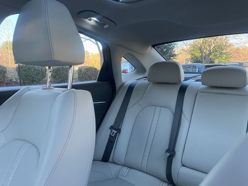 Used 2023 Hyundai Sonata Limited w/ Preferred Accessory Package image 7