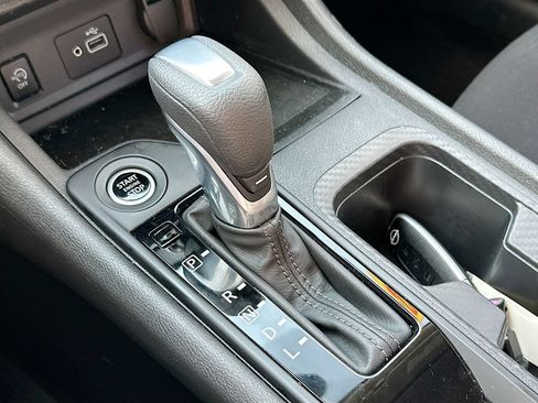 Used 2025 Nissan Sentra S FWD image 21