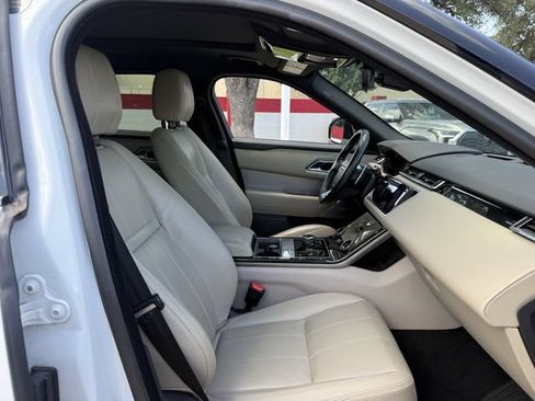 Used 2019 Land Rover Range Rover Velar R-Dynamic SE AWD/4WD image 28