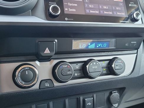 Used 2022 Toyota Tacoma SR AWD/4WD image 22