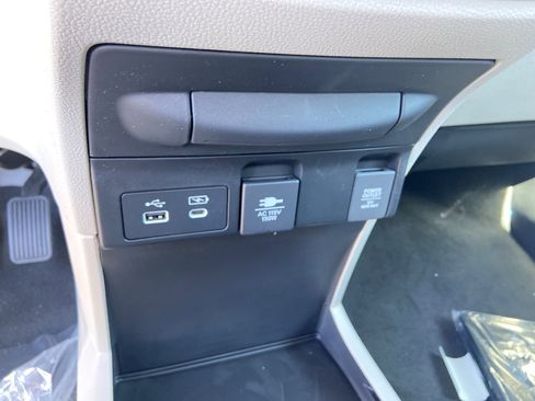 New 2026 Honda Odyssey Touring image 36