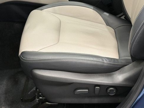 Used 2021 Subaru Forester Limited image 21