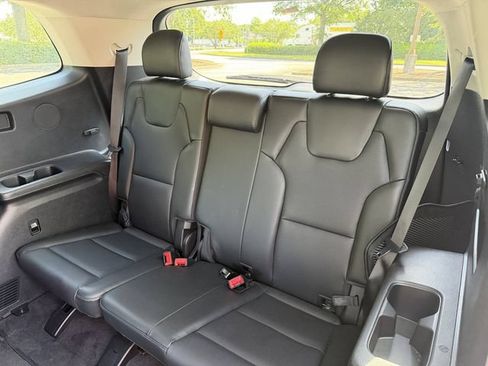 Certified 2024 Kia Telluride S w/ S Sunroof Package AWD/4WD image 30