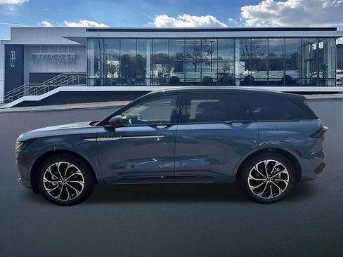 New 2026 Lincoln Nautilus Reserve AWD/4WD image 4