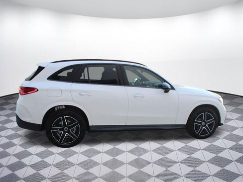 Used 2026 Mercedes-Benz GLC 300 4MATIC image 8