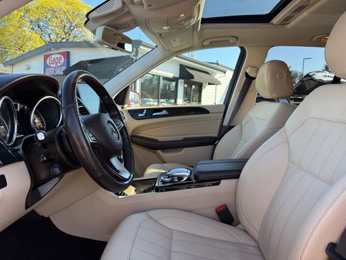 Used 2017 Mercedes-Benz GLE 350 4MATIC image 15