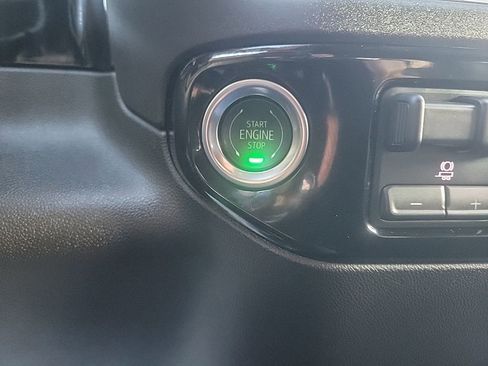 Certified 2025 Chevrolet Silverado 1500 LT image 13