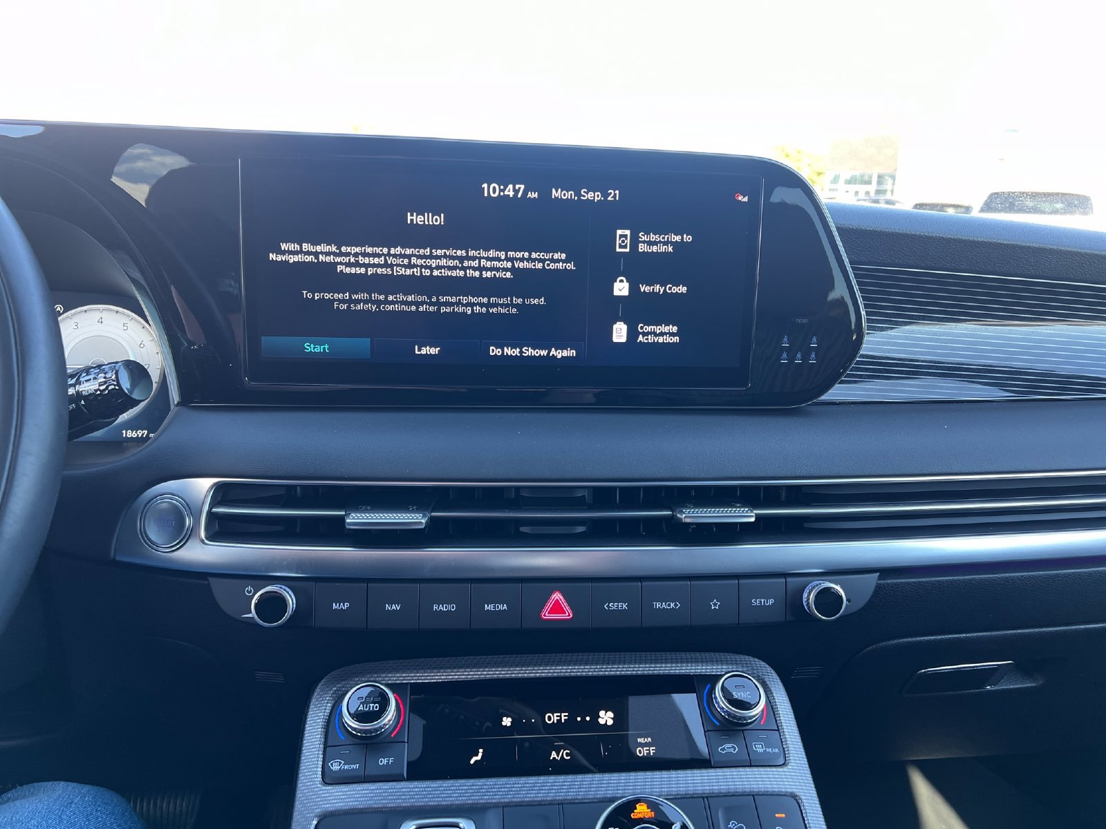 Certified 2024 Hyundai Palisade Calligraphy AWD/4WD image 14
