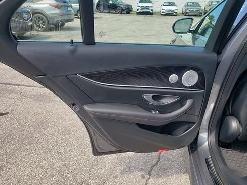 Used 2020 Mercedes-Benz E 350 4MATIC Sedan image 13