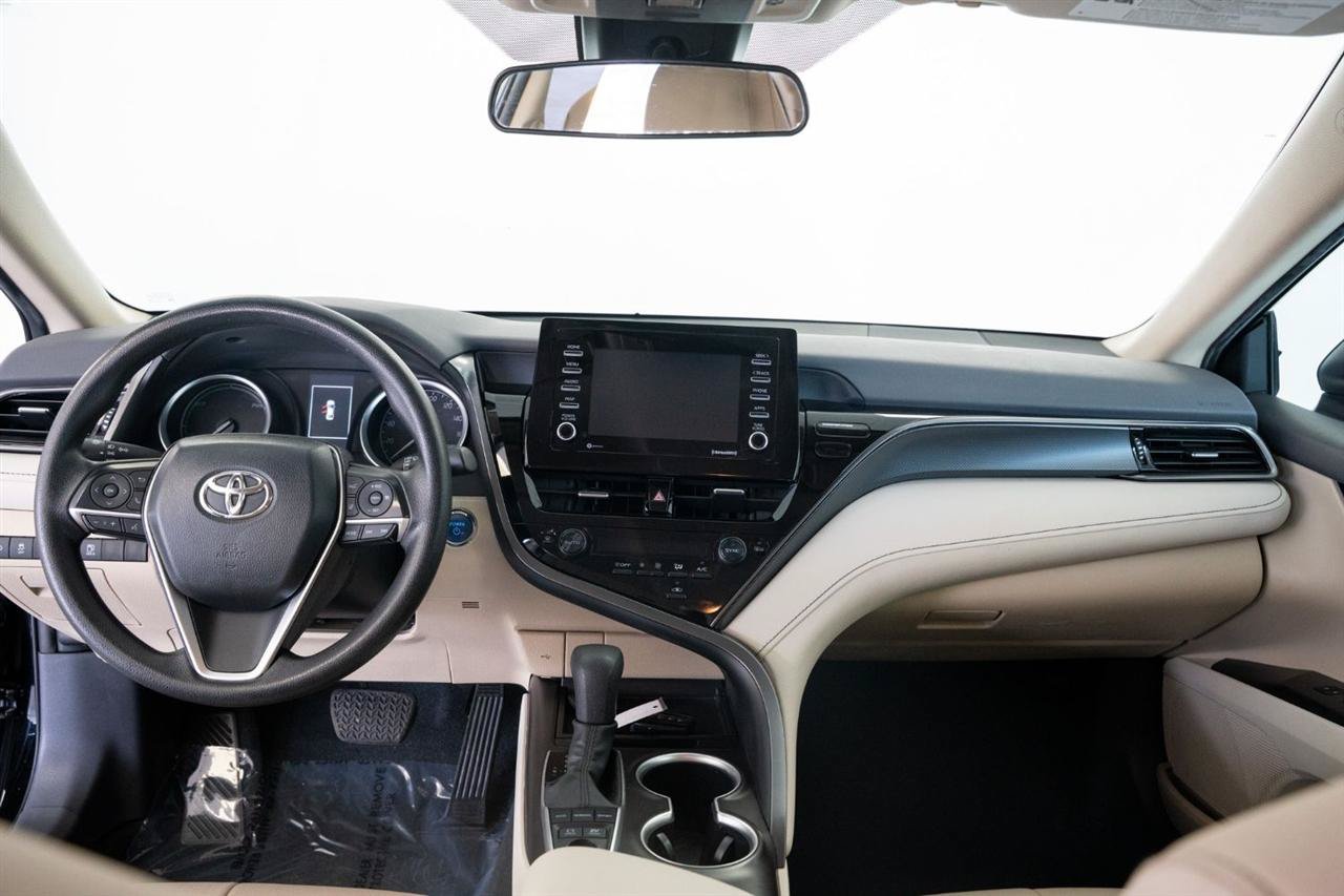 Used 2023 Toyota Camry LE FWD image 15