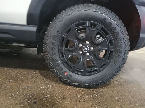 New 2025 Ford Bronco Sport Outer Banks w/ Sasquatch Outer Banks Package image 25