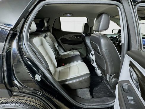 Certified 2022 GMC Terrain SLT w/ Infotainment Package II FWD image 26