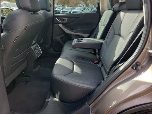 Certified 2023 Subaru Forester Limited image 32