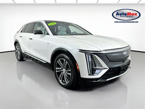 Used 2024 Cadillac Lyriq Luxury image 1