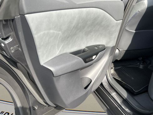 New 2026 Lexus RZ 350e 2WD image 16