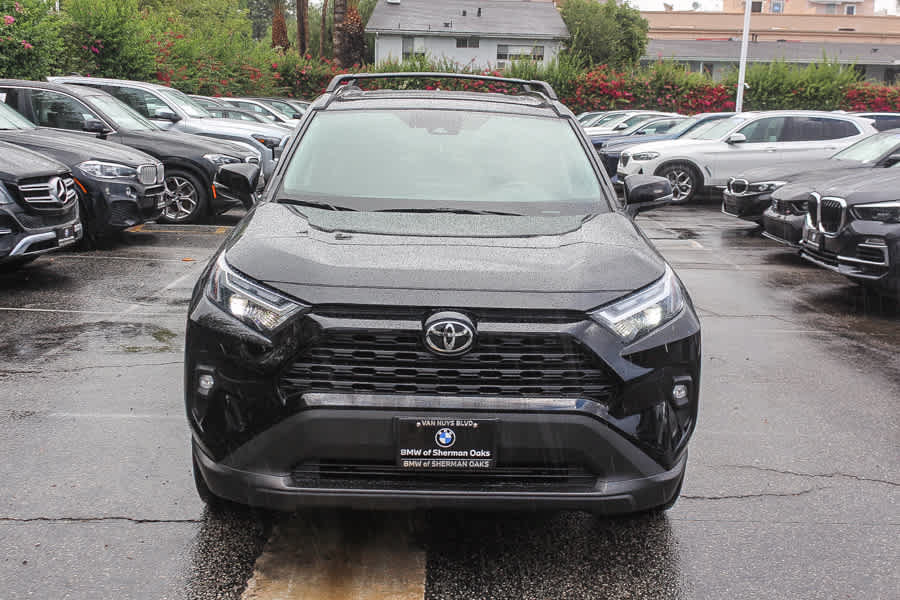 Used 2022 Toyota RAV4 XLE Premium AWD/4WD image 3