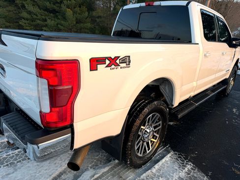 Used 2019 Ford F250 Lariat w/ Lariat Ultimate Package image 16