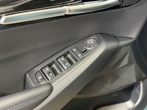 Used 2024 Kia Seltos EX FWD image 20