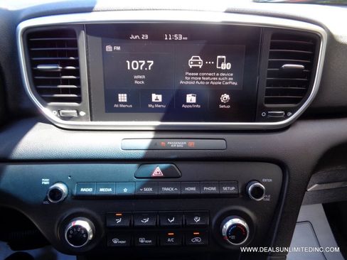 Used 2022 Kia Sportage LX AWD/4WD image 11