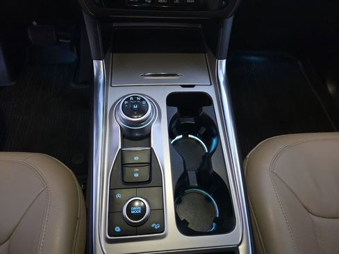 Used 2020 Ford Explorer Limited w/ Class III Trailer Tow Package image 20