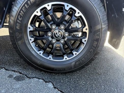 Used 2025 Toyota Tundra SR5 image 10