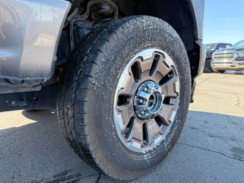Used 2023 Ford F250 King Ranch w/ FX4 Off-Road Package AWD/4WD image 32