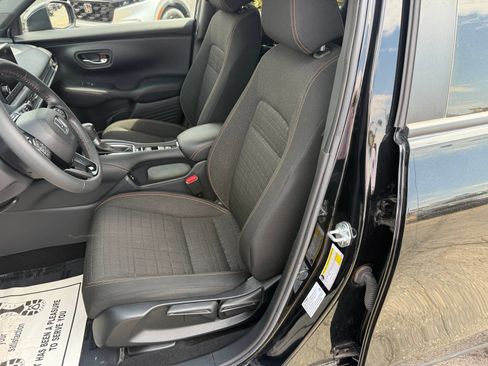 Used 2024 Honda HR-V Sport image 33