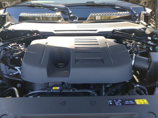 New 2026 Land Rover Defender 110 X-Dynamic SE AWD/4WD image 17