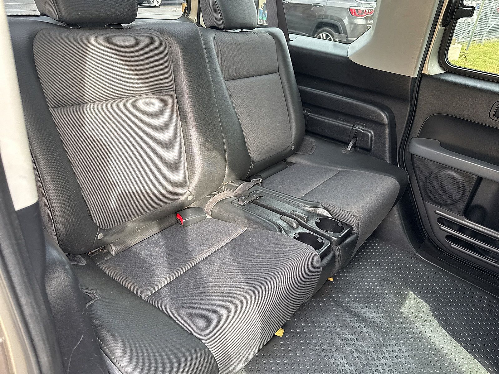 Used 2004 Honda Element EX image 42