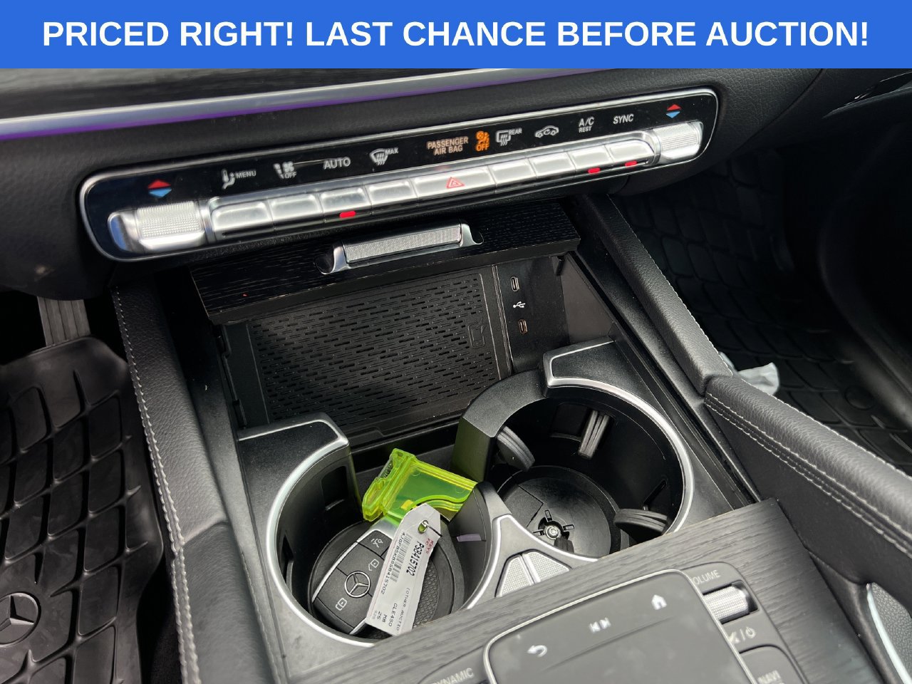 Used 2025 Mercedes-Benz GLE 450 4MATIC w/ AMG Line Exterior image 14