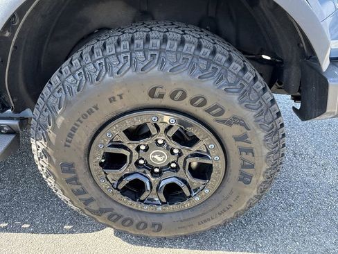Used 2025 Ford Bronco Badlands AWD/4WD image 20
