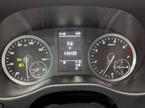 Used 2022 Mercedes-Benz Metris image 27