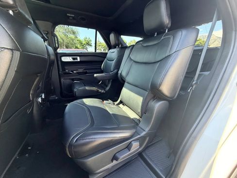 Used 2021 Ford Explorer ST w/ Equipment Group 401A AWD/4WD image 21
